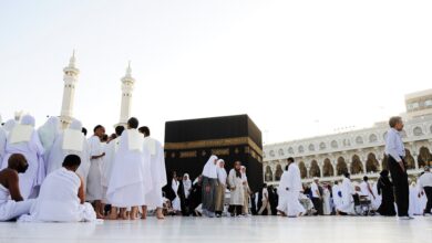 Découvrez l'importance spirituelle des dix premiers jours de Dhul-Hijjah, les actes recommandés et des témoignages sur leur impact.